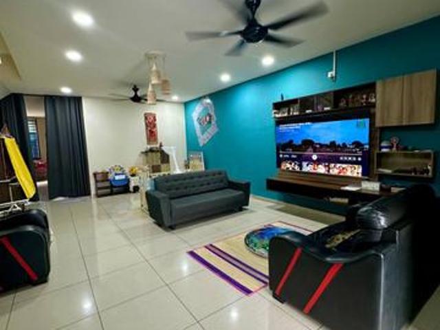 Terraced House for sale in Ulu Tiram, Johor