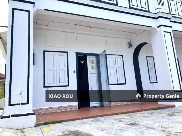 Property for sale in Malaka