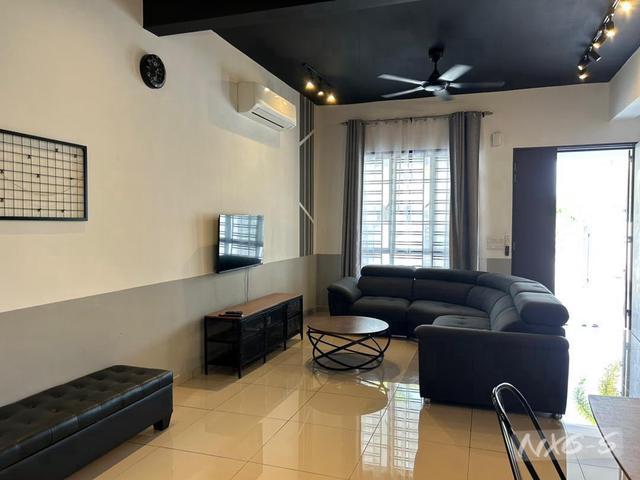 Terraced House for sale in Zon Perindustrian Bebas Telok Panglima Garang, Teluk Panglima Garang
