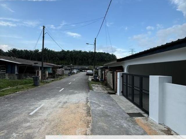 House for sale in Ulu Tiram, Johor