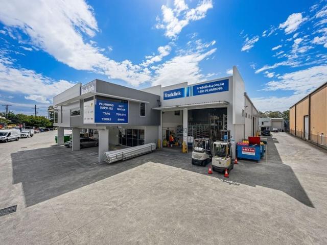 Warehouse for sale in Toombul, Queensland