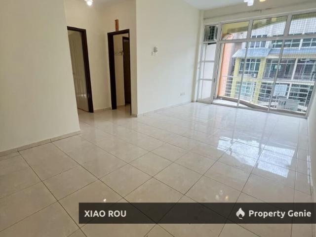 Condominium for sale in Malaka