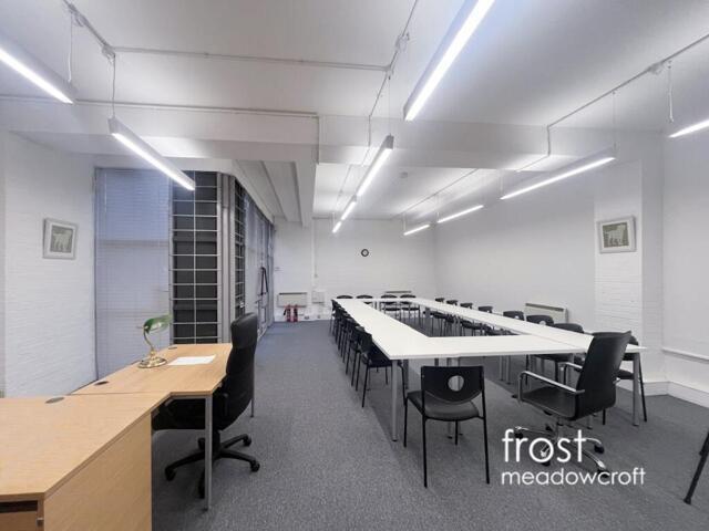 Office for sale in Notting Hill, Greater London