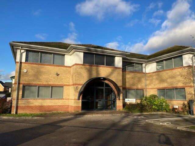 Office for sale in Little Sandhurst