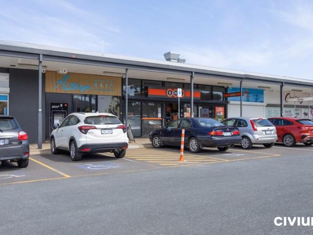 Retail for rent in Wanniassa, Australian Capital Territory