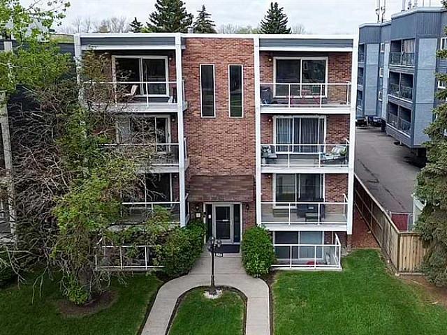 Condo for sale in Crossfield, Alberta