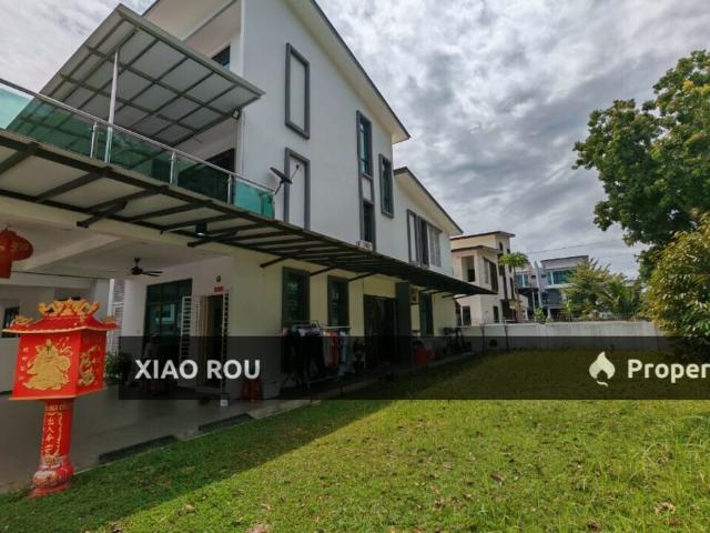 Terraced House for sale in Malaka