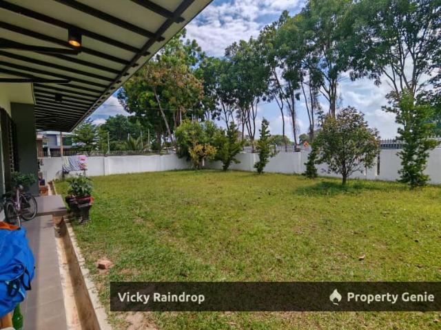 Residential House for sale in Malaka