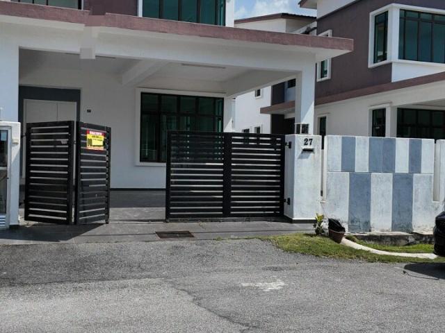 Residential House for sale in Malaka