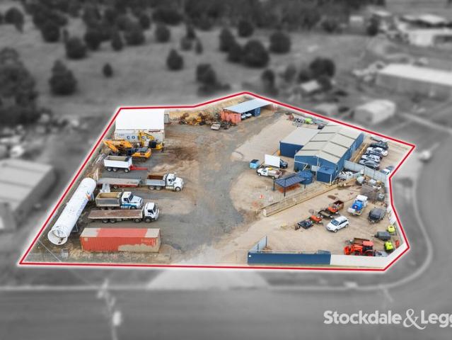Warehouse for sale in Churchill, Victoria