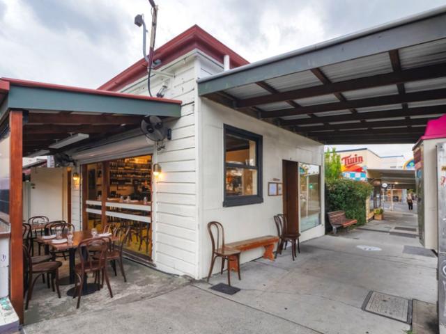 Retail for sale in Toombul, Queensland