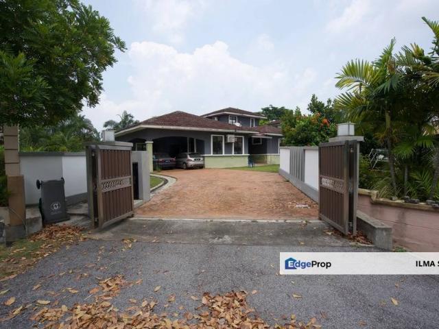 House for sale in Sendayan Village, Negeri Sembilan