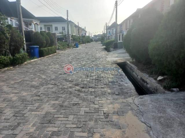 Land for sale in Lagos, Ajah