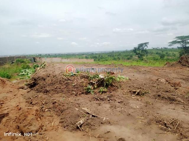 Land for sale in Obafemi Owode
