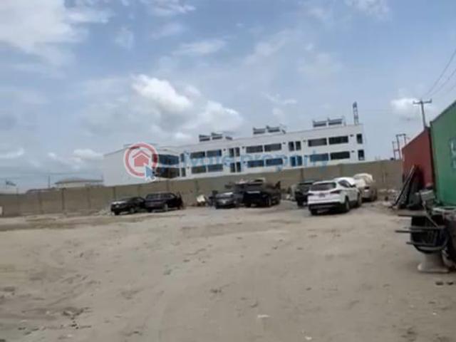 Land for sale in Lagos, Lekki