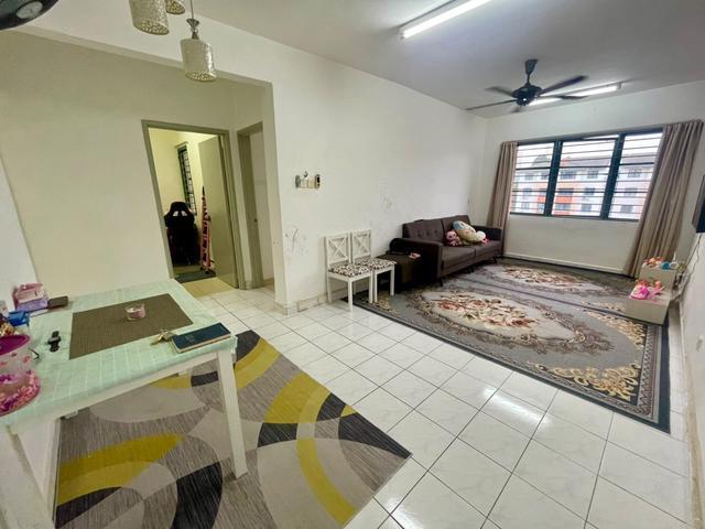 Apartment for sale in Petaling, Damansara Damai