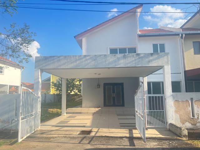 Residential House for sale in Durian Tunggal, Malaka