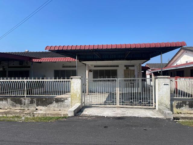 Residential House for sale in Teluk Intan, Hilir Perak