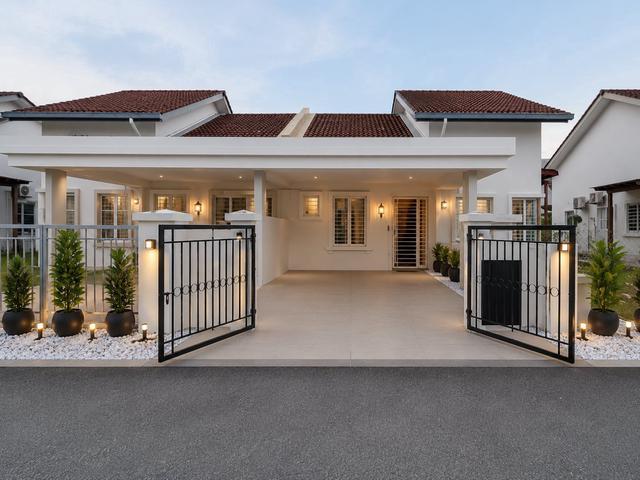 Residential House for sale in Tanjong Sepat, Selangor