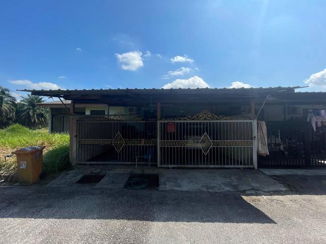 Terraced House for sale in Tanjong Sepat, Selangor