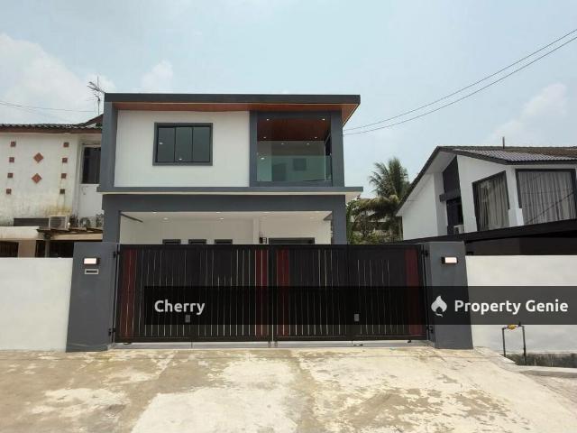 Residential House for sale in Taman Sri Puteri, Iskandar Puteri