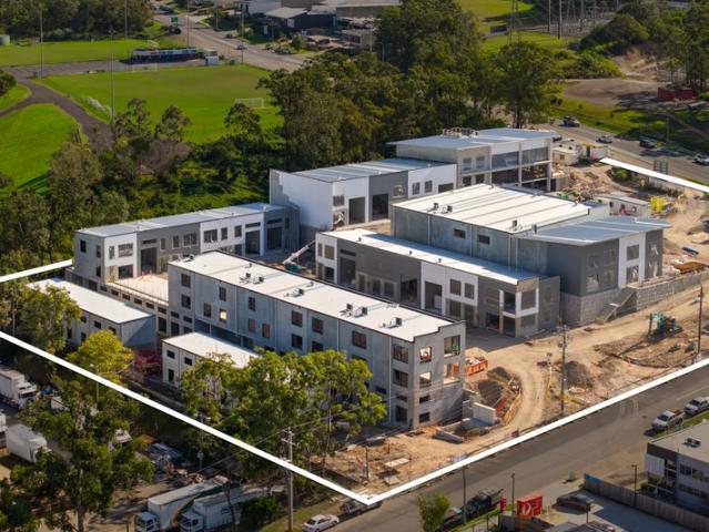 Warehouse for rent in Toombul, Queensland