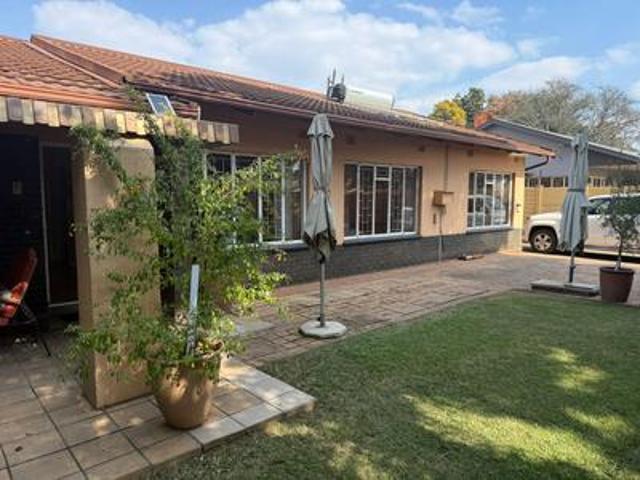 House for sale in Waterkloof, Gauteng