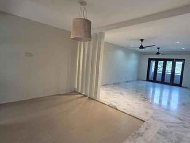 Condominium for sale in Petaling, Alam Impian