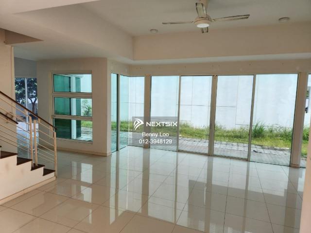 Residential House for sale in Kuching