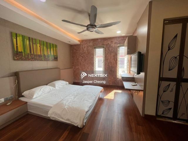 Shop for sale in Johor