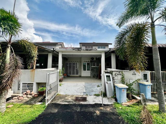 Terraced House for sale in Banting, Selangor