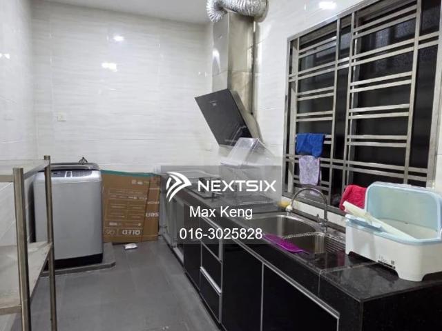Residential House for sale in Malaka