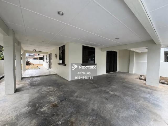Residential House for sale in Kuching