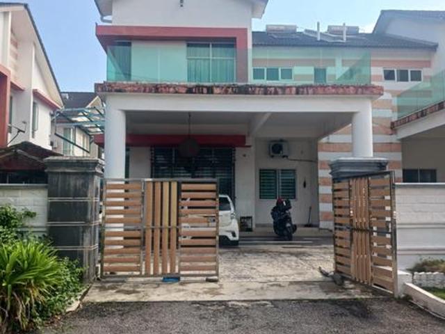 Residential House for sale in Buloh Kasap, Johor