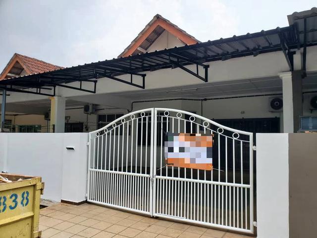 Terraced House for sale in Kuantan