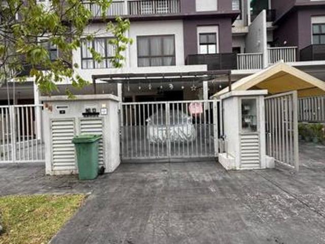 Townhouse for sale in Kajang, Langat