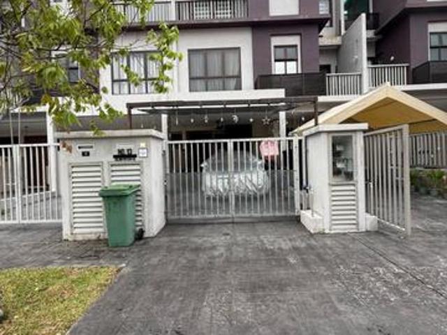 Townhouse for sale in Kajang, Langat