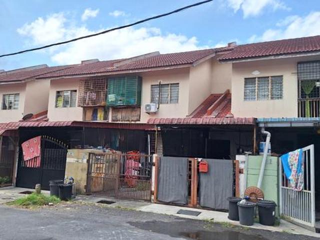 Townhouse for sale in Petaling, Alam Impian