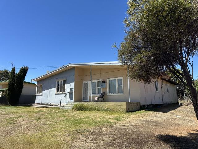 House for sale in Narrogin, Western Australia