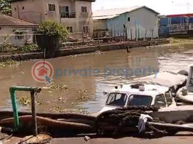 Commercial for sale in Lagos, Apapa