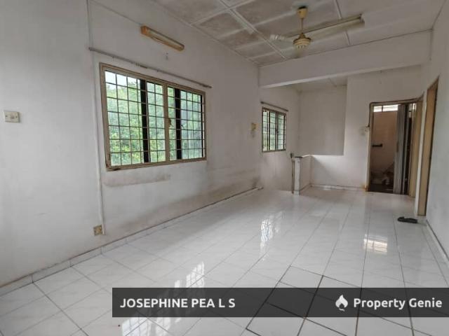 Townhouse for sale in Country Heights Damansara, Kuala Lumpur