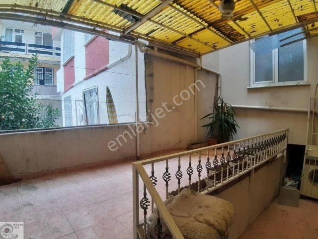 Bakirköy, Yeşilköy Mahallesi içerisinde satılık Daire