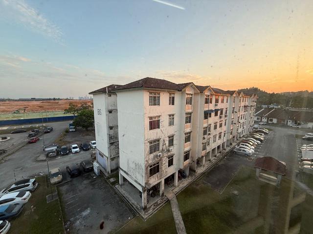 Flat for sale in Bukit Ledang, Johor