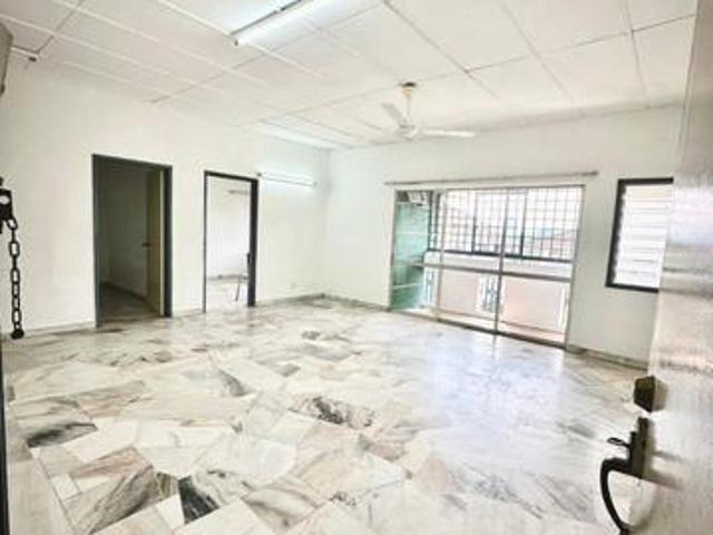 Apartment for sale in Kajang, Langat