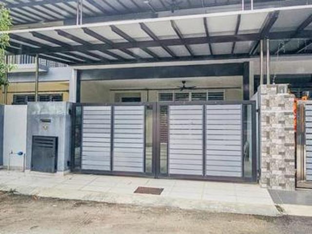 Terraced House for sale in Tanjong Sepat, Selangor