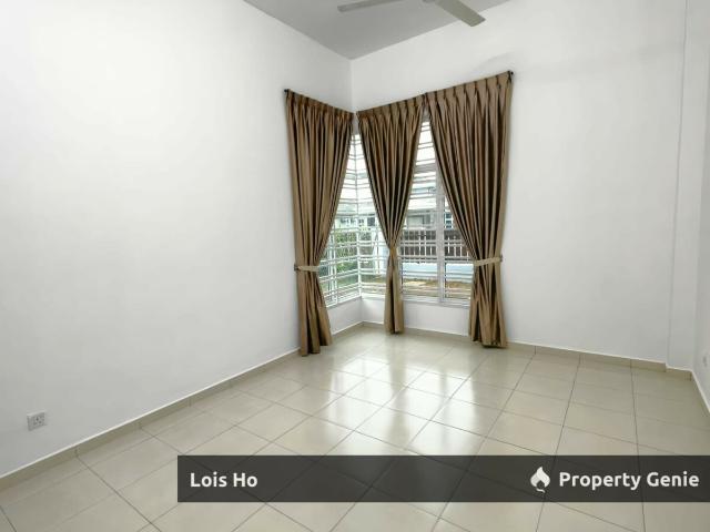 Bungalow for sale in Malaka