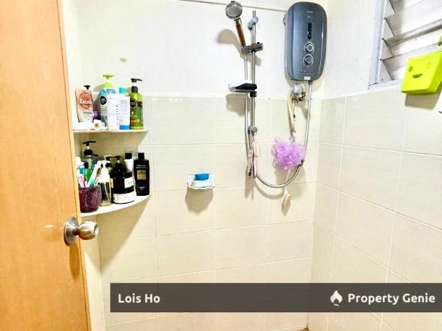 Terraced House for sale in Malaka