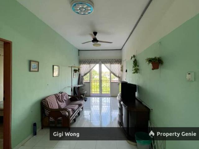 Condominium for sale in Malaka
