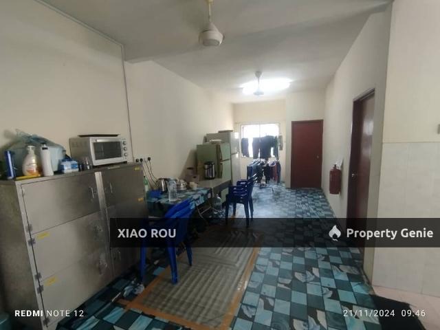 Apartment for sale in Malaka