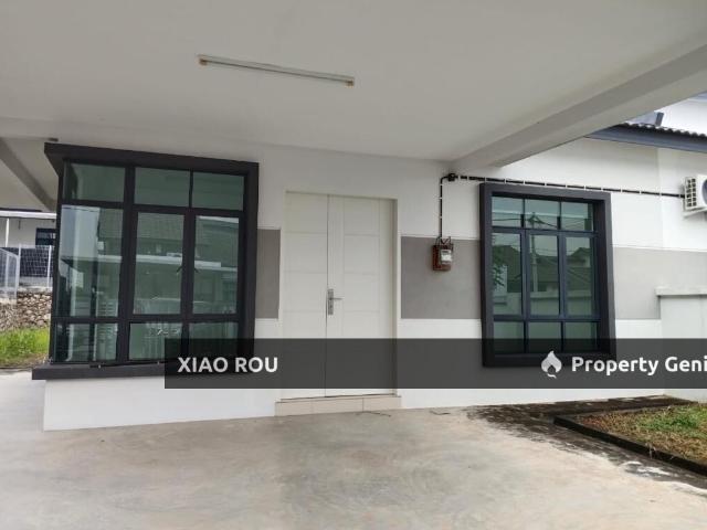 Residential House for sale in Malaka